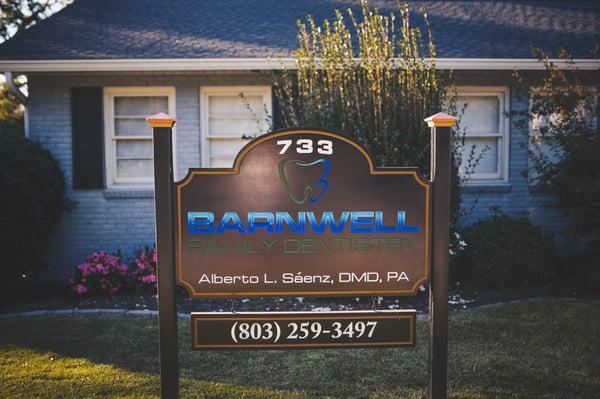 Alberto L Saenz, DMD PA