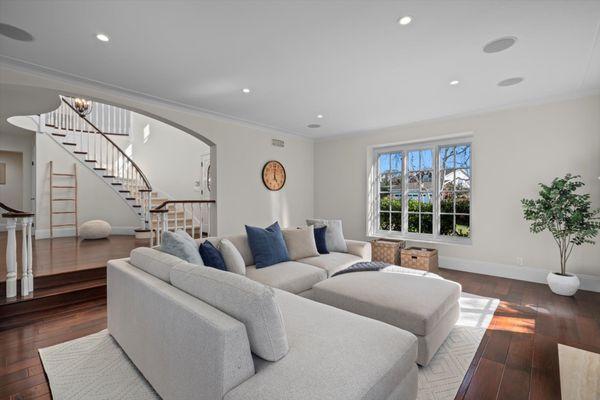 Jake Sullivan - Strand Hill Properties