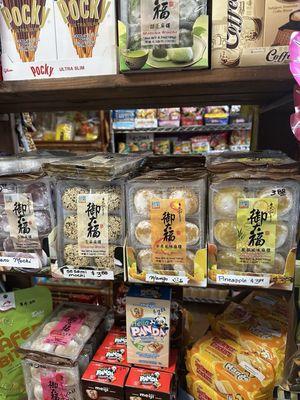 Great place! Awesome variety of mochi