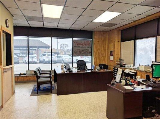 Collision Specialists Of Crystal Lake