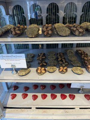 Incredible craftsmanship with each piece... ALMOST too pretty to eat!!