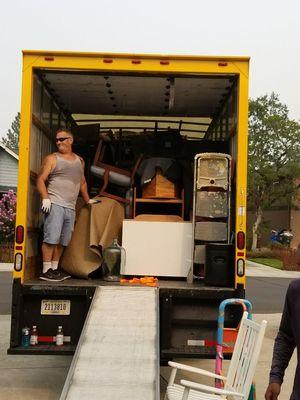 Cheap and Easy Movers