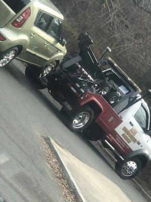 A & M Towing & Repairs