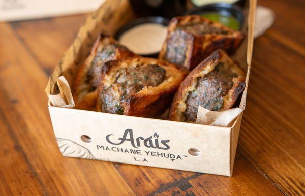 Box of Arayes in an Arais Machane Yehuda LA box