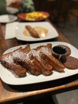 FolkArt Restaurant Hapeville