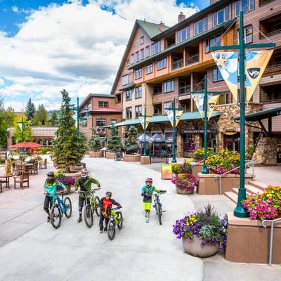 Winter Park Village Photo: Chris Wellhausen