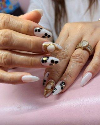 Uñas de tendencia