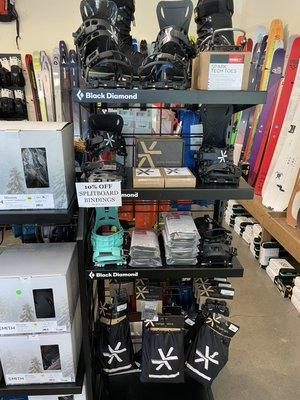 Allllll the splitboard bindings.