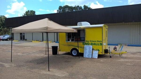 Winnie's New Orleans Style Snowballs