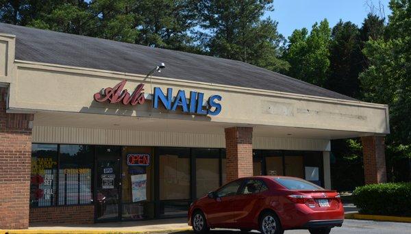 Arts & Nails