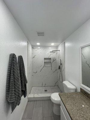 Pacific Cabinets & Countertops