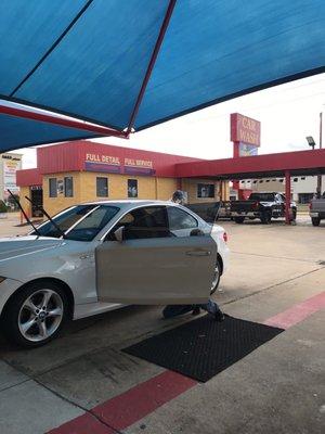 Sunny's Car Wash and Lube Center