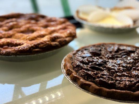 Apple Pie & Pecan Pie
