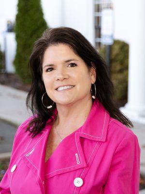 Your Friendly Realtor, give me a call! Serving
Nashville, Nolensville, Spring Hill, Murfreesboro, Franklin, Brentwood, and many more.