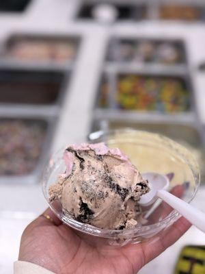 Chocolate cookie ice cream