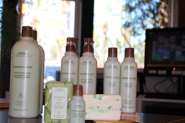 Rosemary & mint promotes health and wellness !