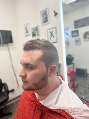 Haircut abs beard trim