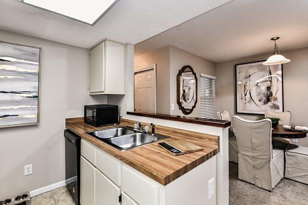 Woodland Villas Apartments