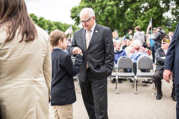 2017 Memorial Day Volunteers & Ceremony- Photos by Bella Charee Photography