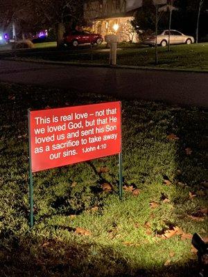 Custom made Christmas yard sign for our home!