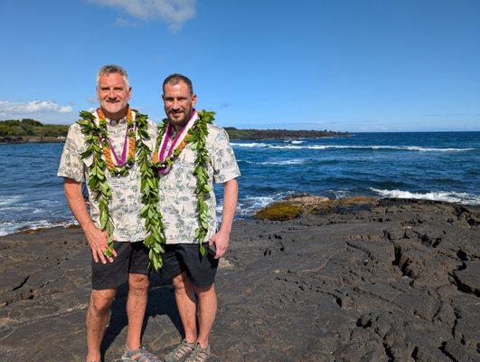 Wedding at Punaluʻu Beach.