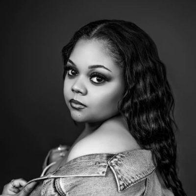 Genetra White Photography