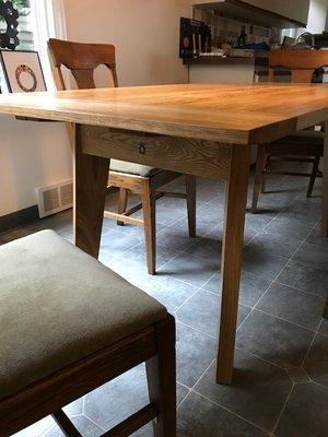 Ruby Pear dining table