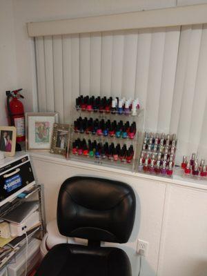 Betty's Place Beauty & Nail Salon