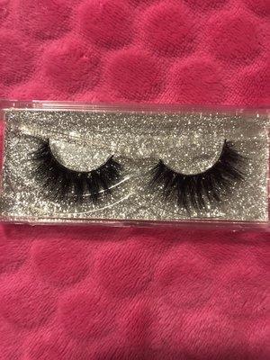 "Stormy" is one of our best 3Day Mink Lashes !All our lashes are handmade and feathery light!