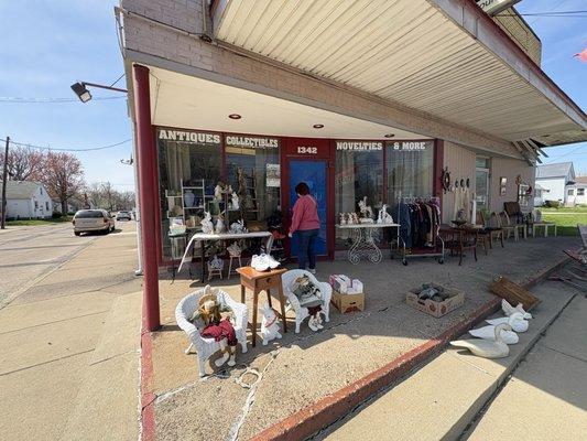 Be Back Antiques and Collectibles