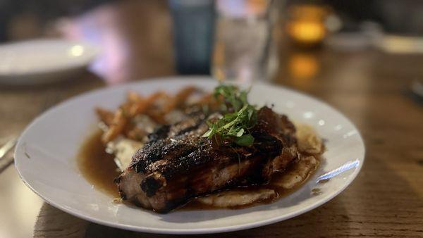 Pork chop with mashed potatoes