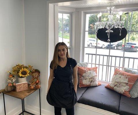 Picture from Floriana's site --she has a beautiful salon!