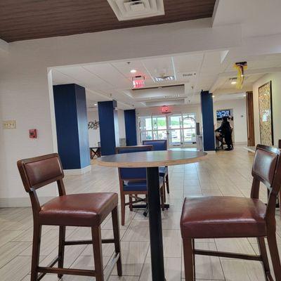 Holiday Inn Express Hotel and Suites Petersburg - Fort Lee By IHG