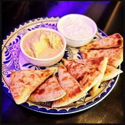 Pitas and hummus