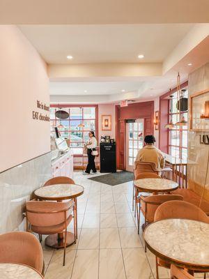 Lily’s Chocolate & Coffee