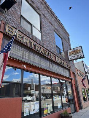 Bertram's Salmon Valley Brewery
