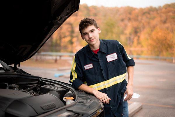 Breedlove Service Station