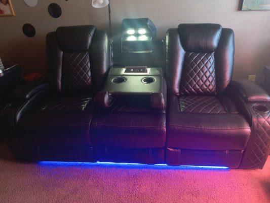 Furniture Discounters