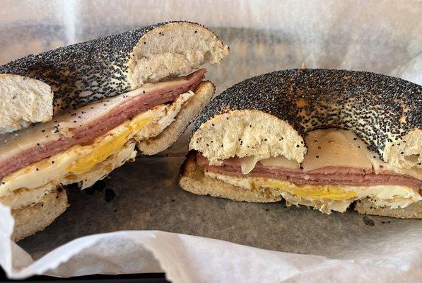 Toasted Bagelry & Deli