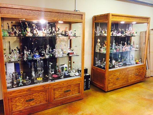 Smokin Deals Custom Glass Smoke Shop
