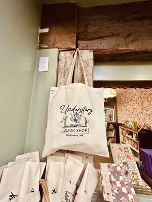 Books & Gifts for everyone!