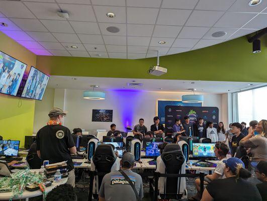 HPU Esports Arena