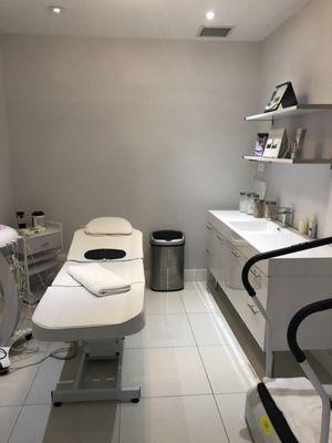 Four Seasons Laser Center