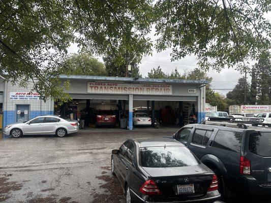 Flores Auto Transmission Repair