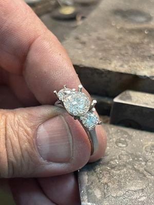 Di Antonio Boston Platinum & Diamonds