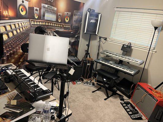 Home studio pic # 2