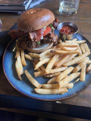 Fried chicken sandwich