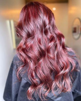 Red by @JessicaOrtizMUA on IG