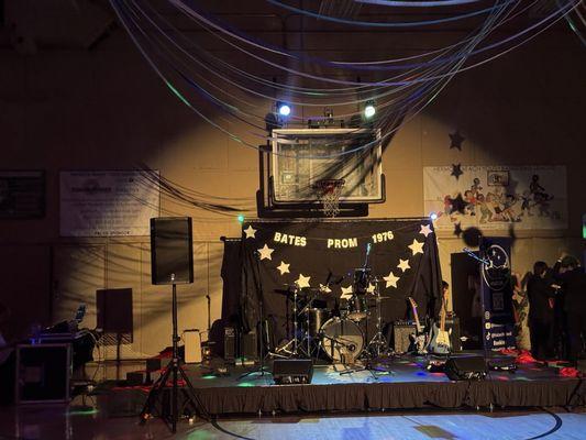 Hermosa Beach Community Center - Community Resources Department