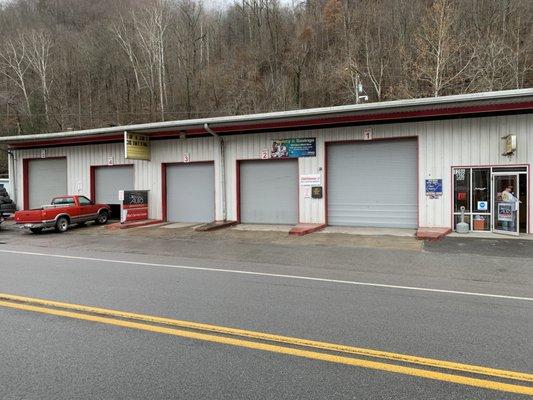 Mac's Service Center